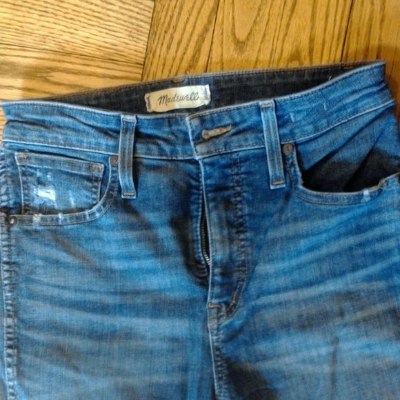 Madewell Distressed  Curvy High Rise Skinny Jeans in Size 27P - Picture 7 of 10